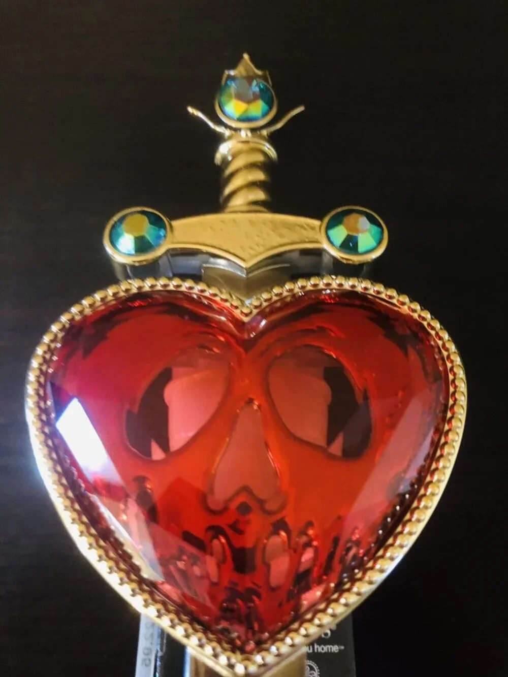 WALLFLOWERS DISNEY VILLAINS EVIL QUEEN LIGHT UP HEART Dagger Plug In Diffuser